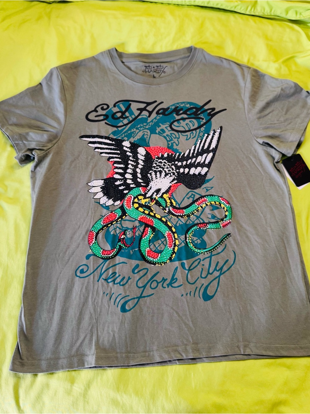 Ed Hardy   Tee with Colorful Bird & Snake Graphic